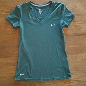 Nike Womens Small Dri-Fit training short sleeve